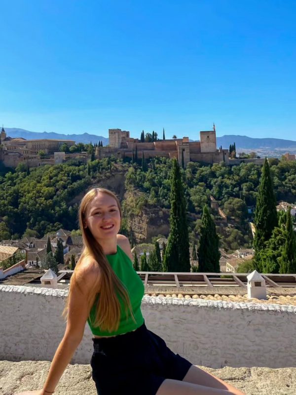 5b2a984e-945c-45d4-8641-3fe7d01b0a29